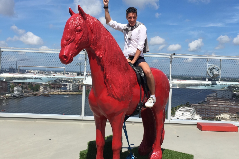 Digital agency buckle up in Amsterdam