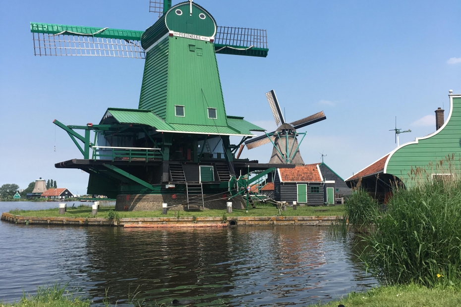 Digital agency buckle up in Amsterdam